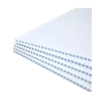 Lembaran Plastik Bergelombang Putih